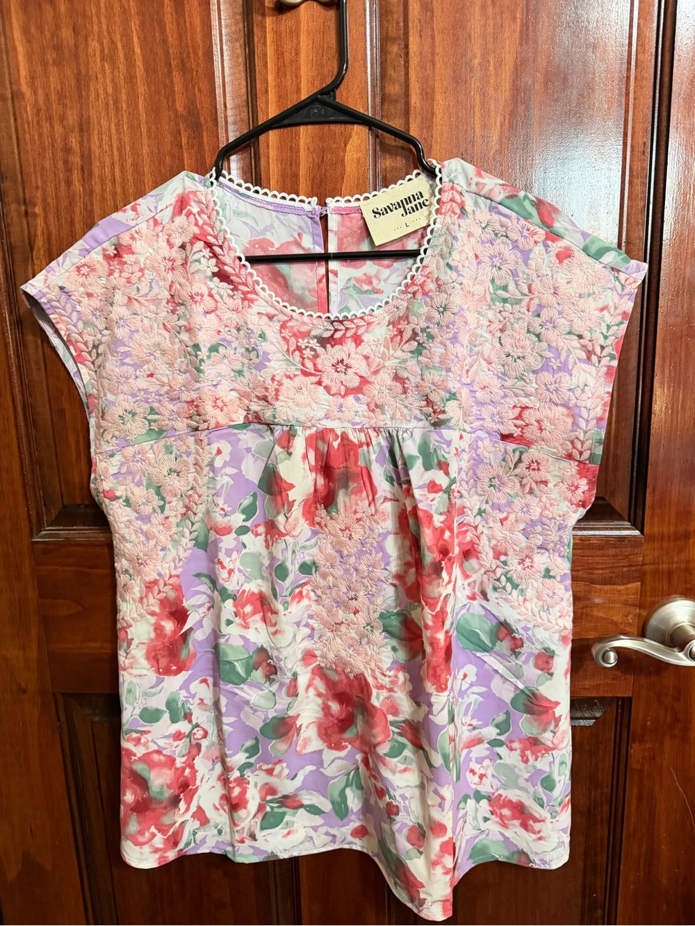Savanna Jane Embroidered Floral Boho Top Size L NWT 🌸